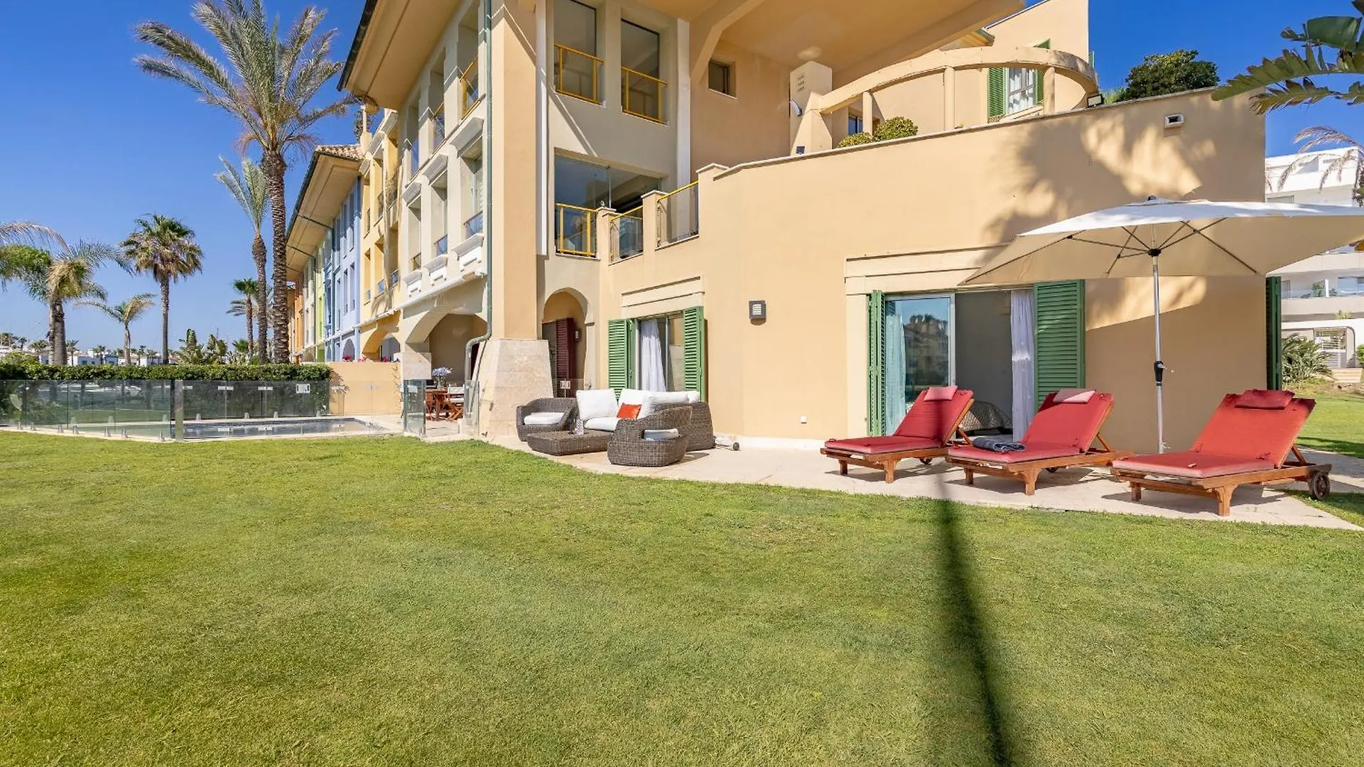 Waterside Apartment In Sotogrande Marina With Private Pool San Roque