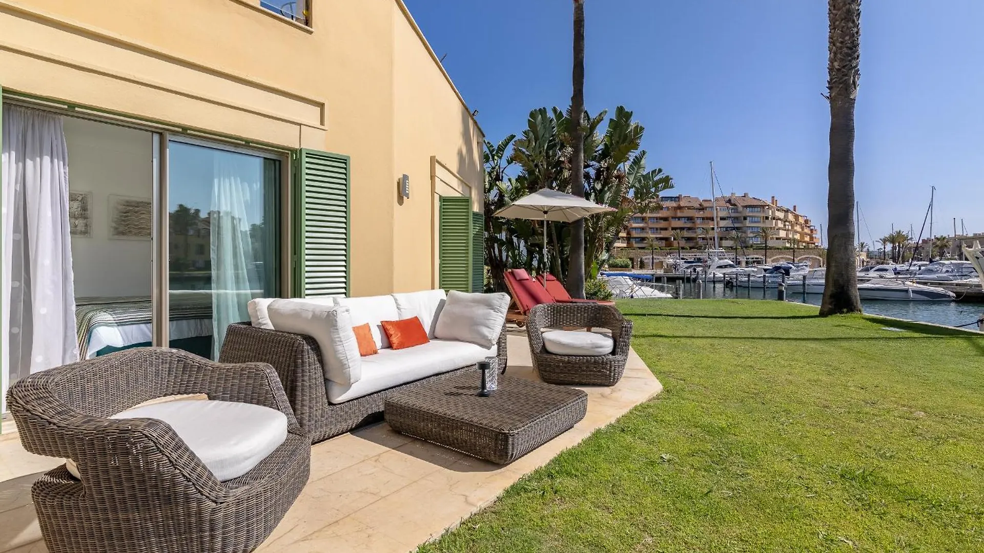 Waterside Apartment In Sotogrande Marina With Private Pool San Roque