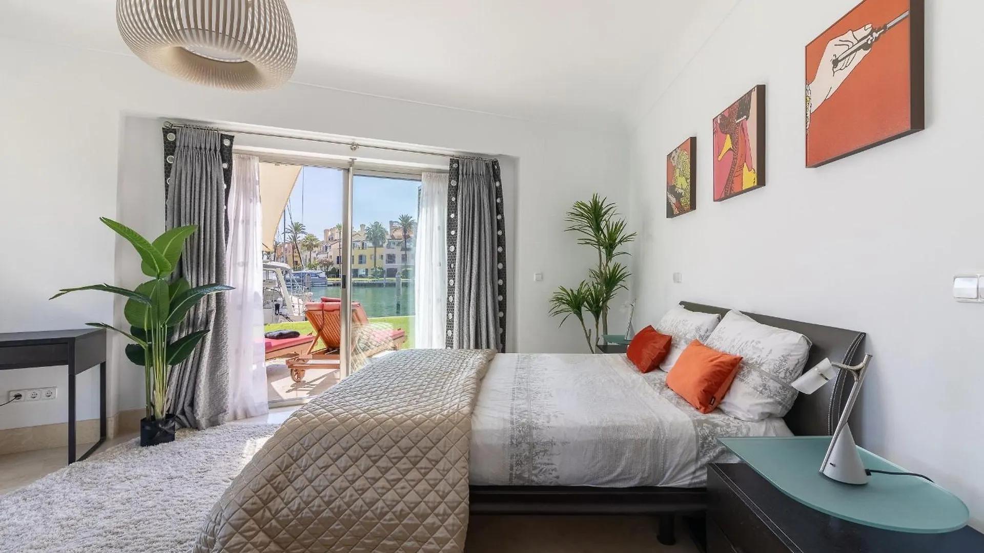 Waterside Apartment In Sotogrande Marina With Private Pool San Roque  0*, San Roque (Andalucia)